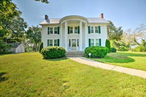 Rural and Historic Estate Home, 12 Mi to Clarksville, Clarksville